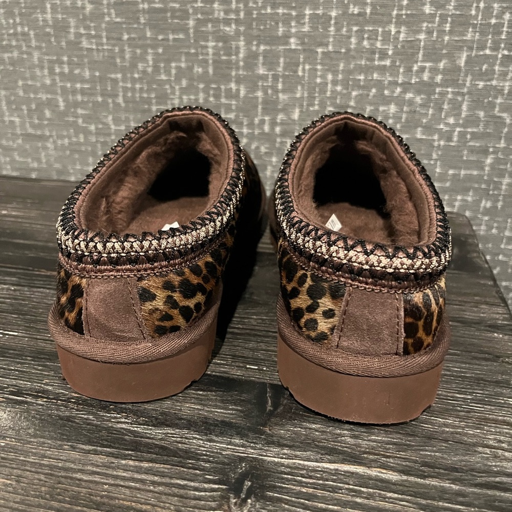 NIB WOMENS UGG TASMAN CASPIAN SLIPPERS Brown Black Cheetah Print 7 - Picture 8 of 11